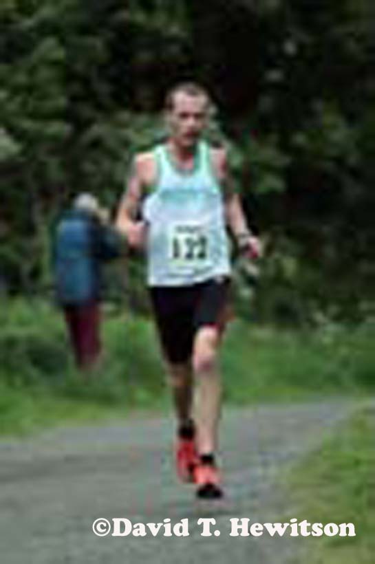 Patrick Duffy (Heaton) finishing in the George Ogle Memorial Race, Rowlands Gill.